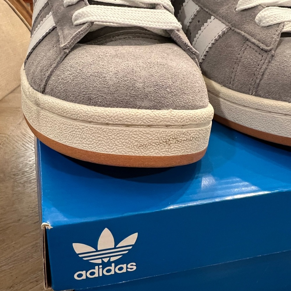 Men’s Adidas Campus Shoes. Size 11. - Picture 4 of 6